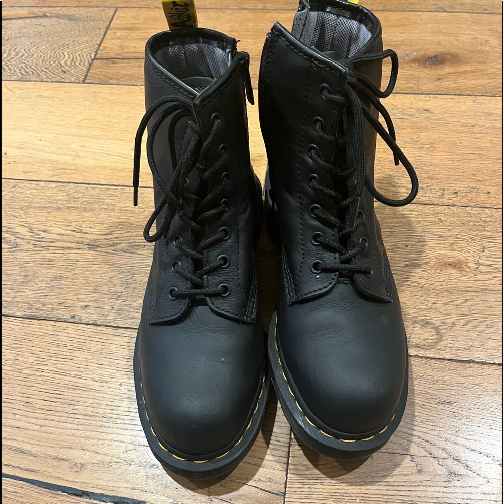 Dr Martin Steel toe safety shoe never worn, no box